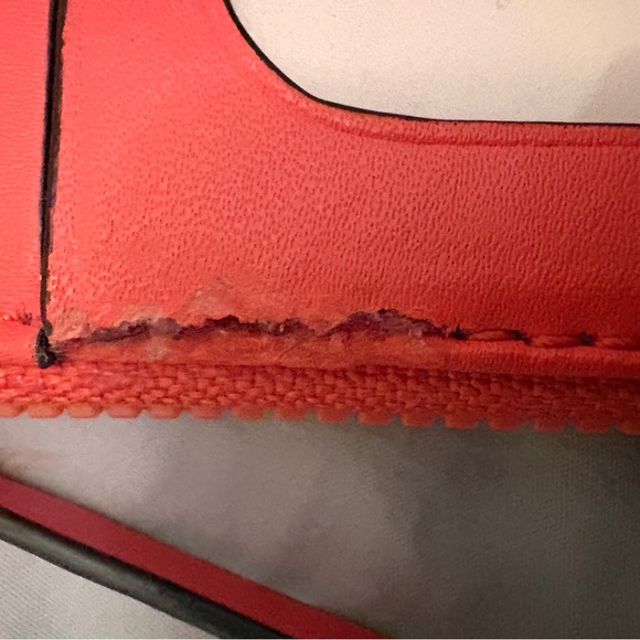 Kate Spade - Picture 7 of 7